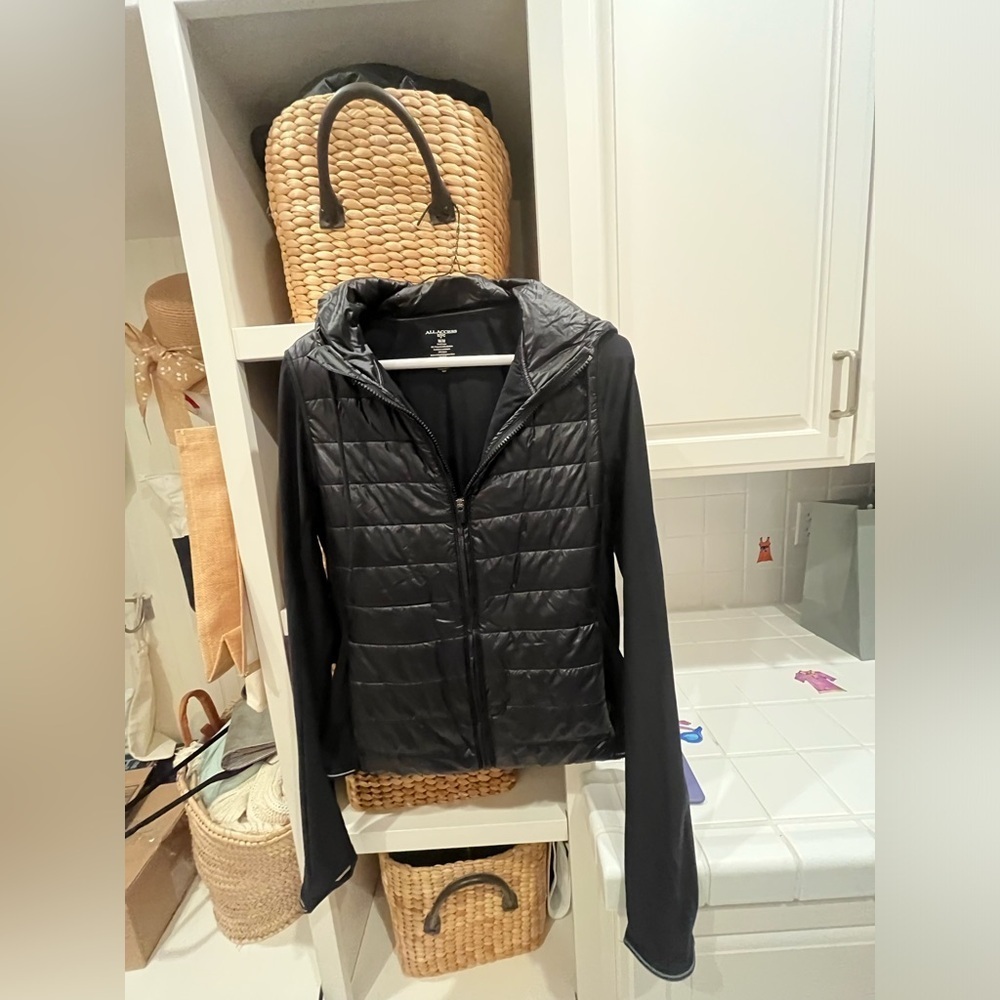 All access women’s jacket size M